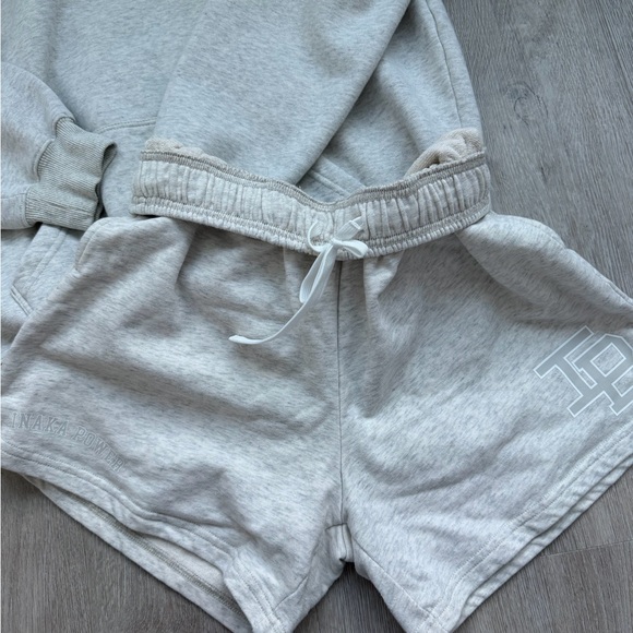 Inaka Power Cream Hoodie (M) and Shorts (S) Set - Picture 4 of 7